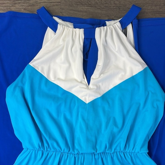 Vince Camuto Women’s Blue White Teal Colorblock Matte Jersey Maxi Dress, size 2 - Picture 3 of 12
